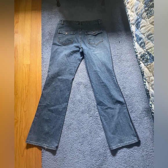 Jeans - Picture 3 of 3